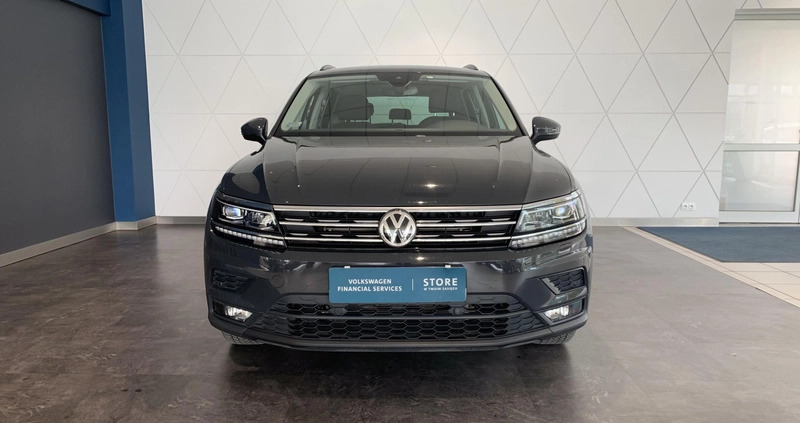 Volkswagen Tiguan cena 130900 przebieg: 33632, rok produkcji 2019 z Warszawa małe 379